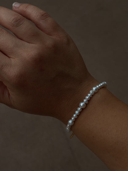Petite Pearl Bracelet